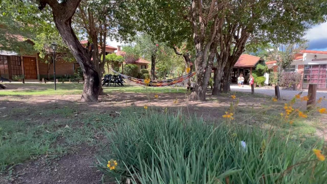 Cabanas Agua Que Brilla Mina Clavero Esterno foto