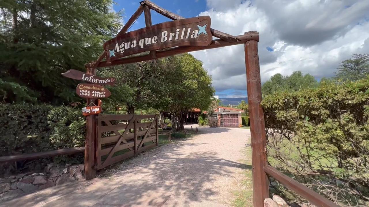 Cabanas Agua Que Brilla Mina Clavero Esterno foto