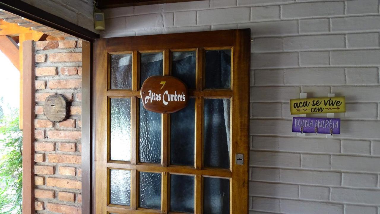 Cabanas Agua Que Brilla Mina Clavero Esterno foto