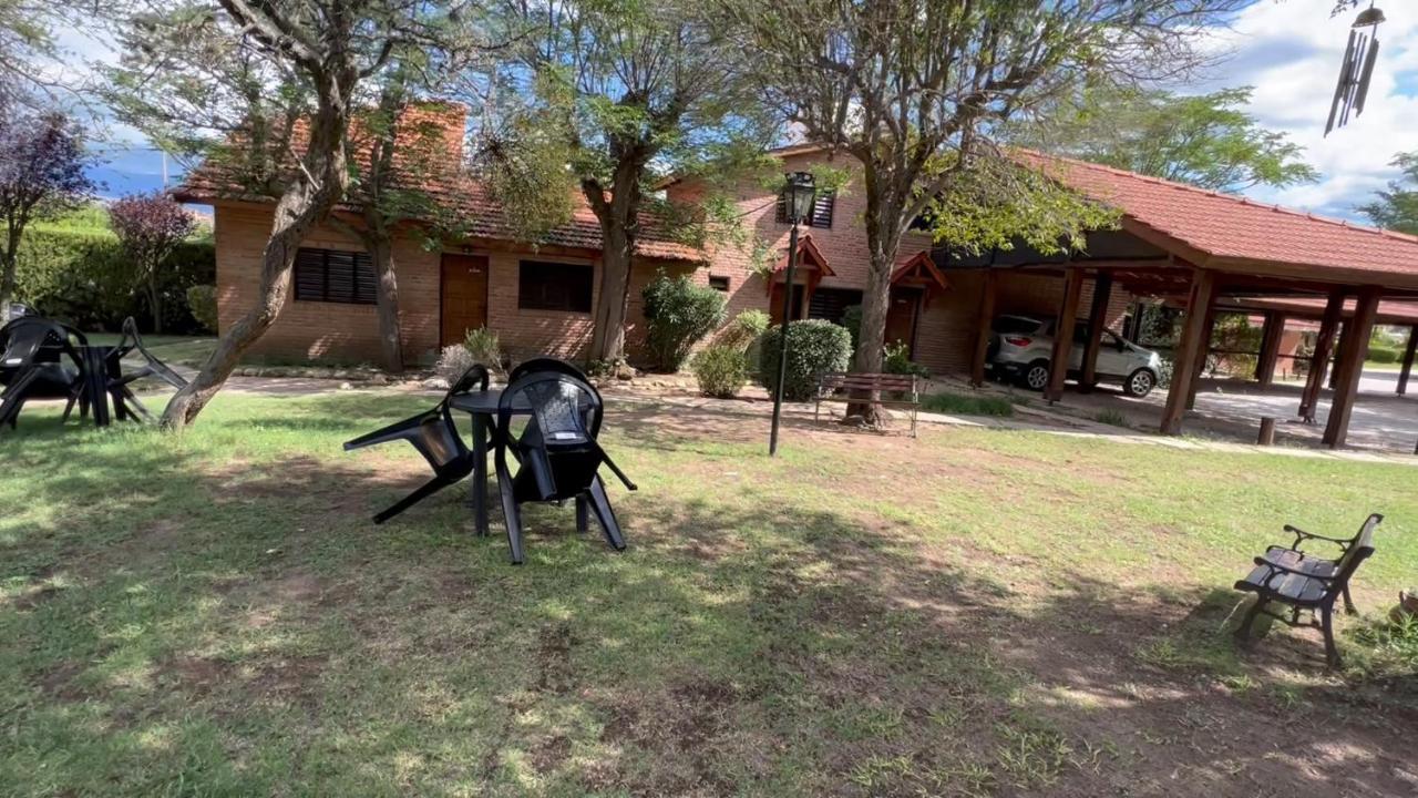 Cabanas Agua Que Brilla Mina Clavero Esterno foto