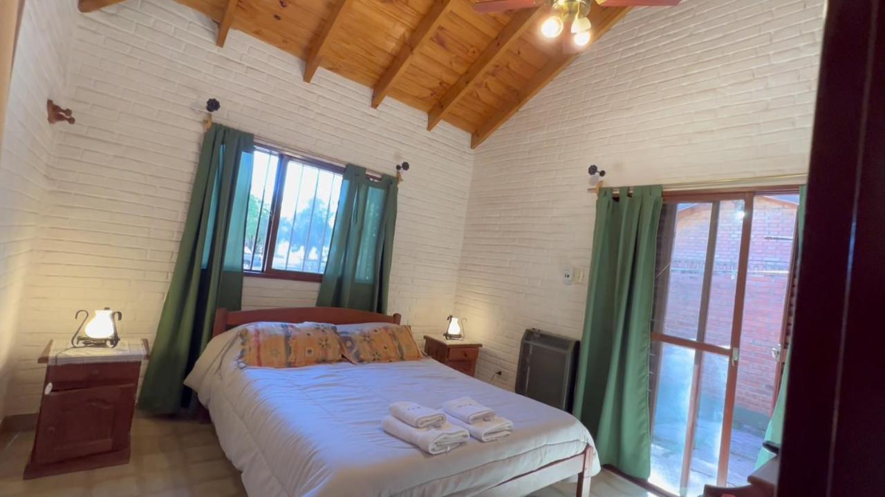 Cabanas Agua Que Brilla Mina Clavero Esterno foto